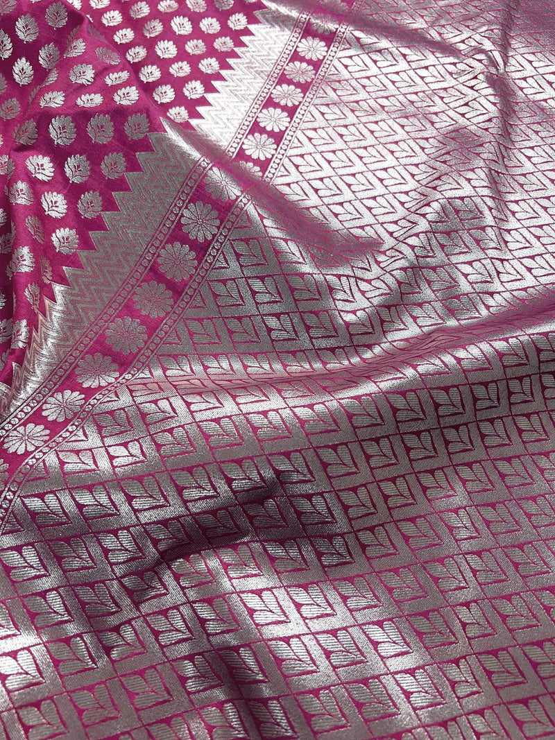 Onion Pink Traditional Banarasi Silk Handloom Saree in Sliver Zari Weave - Kaash