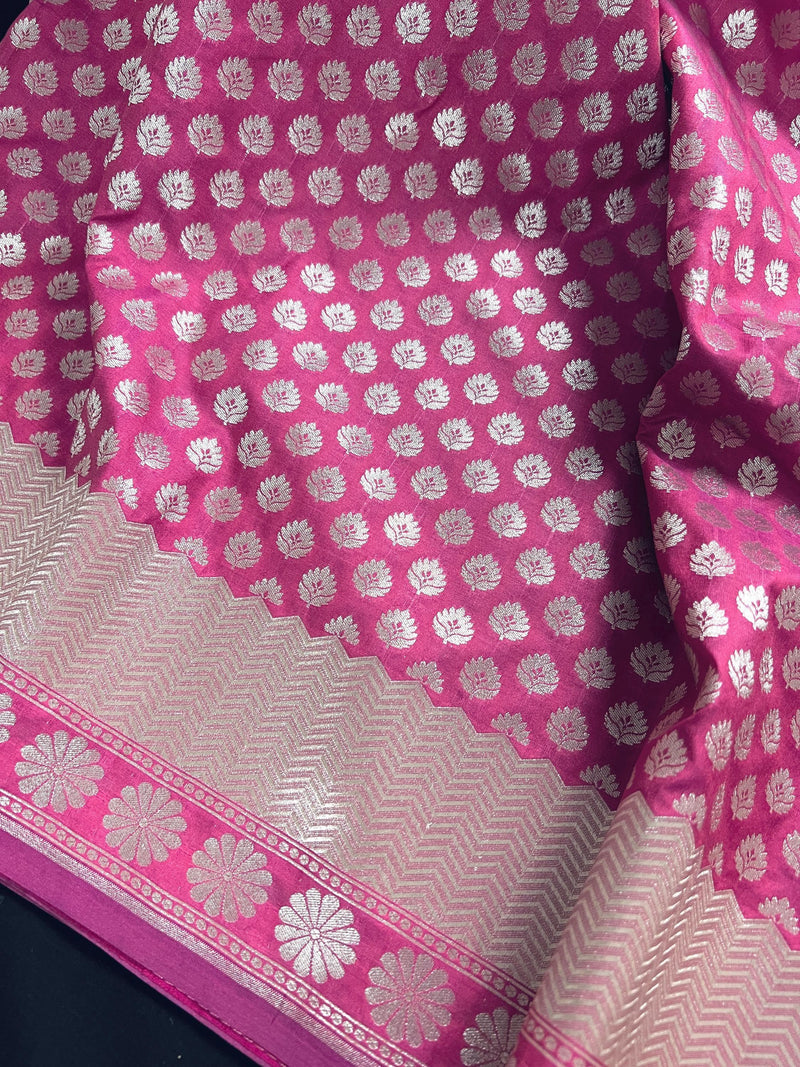 Onion Pink Traditional Banarasi Silk Handloom Saree in Sliver Zari Weave - Kaash