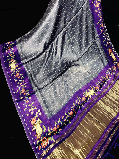 Greyish Purple Pure Gajji Silk Bandhani saree in pure gajji silk with bandhani with pichwai prints & tissue pallu — Kaash Collection