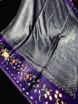 Greyish Purple Pure Gajji Silk Bandhani saree in pure gajji silk with bandhani with pichwai prints & tissue pallu — Kaash Collection