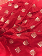 Red & Purple Banarasi saree in pure banarasi semi katan silk with copper zari weave with floral pattern — Kaash Collection