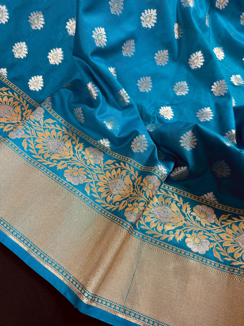 Statement Handmade Bright Firozi Color Banarasi Soft Silk Saree - Tour - Kaash