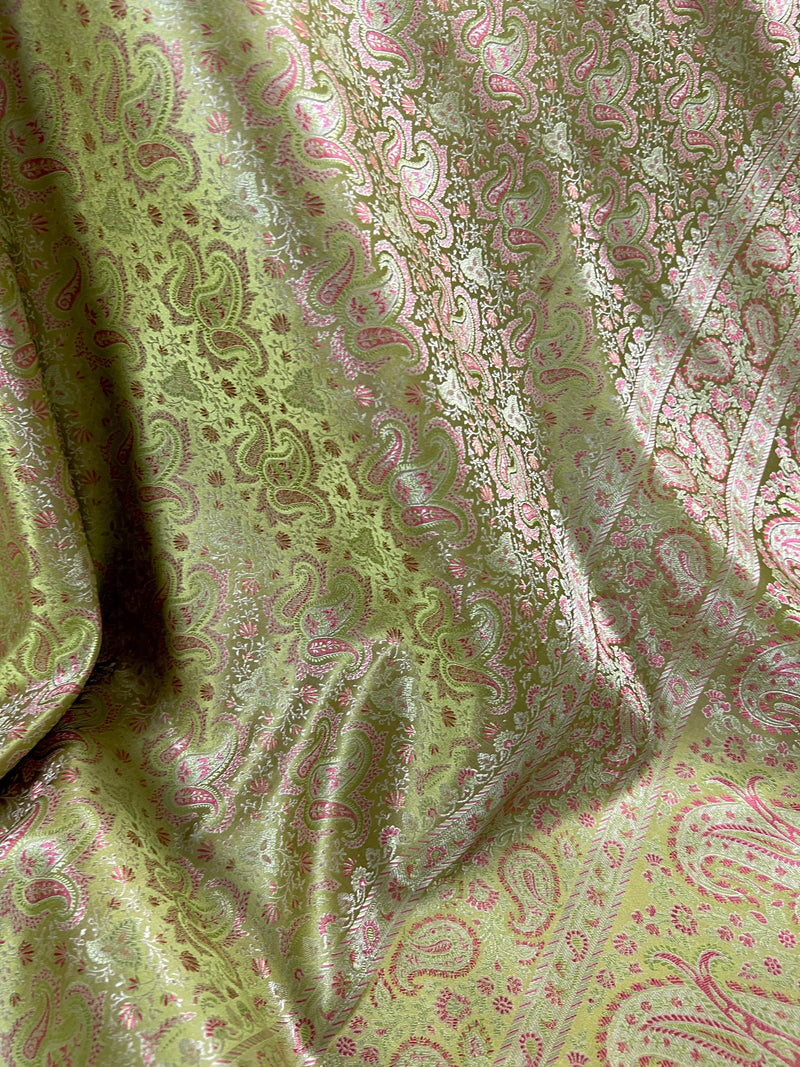 Statement Pista Green Color Pure Banarasi Satin Silk Tanchoi with Jamawar Handwoven Saree | Silk Mark Certified - Kaash