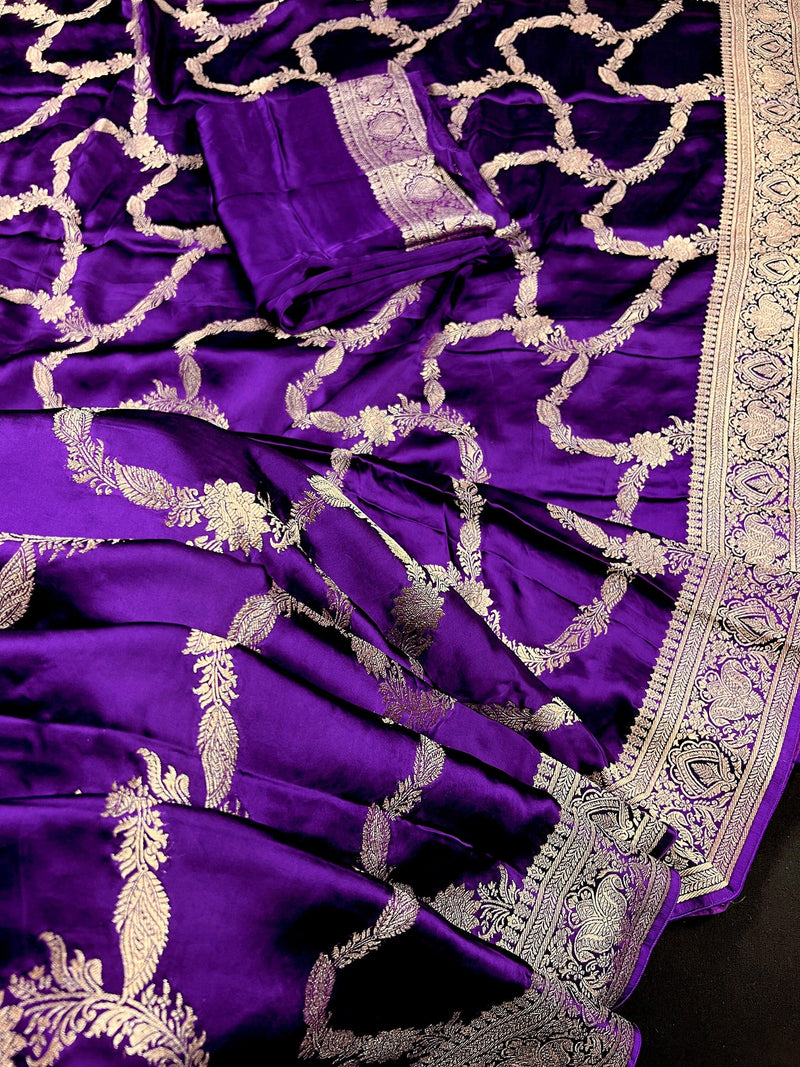 Statement Purple Color Pure Banarasi Satin Silk Saree with Handwoven Gold Zari Weaved Saree | Silk Mark Certified | Kaash Collection - Kaash