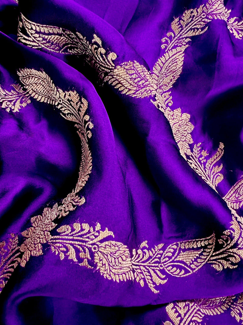 Statement Purple Color Pure Banarasi Satin Silk Saree with Handwoven Gold Zari Weaved Saree | Silk Mark Certified | Kaash Collection - Kaash
