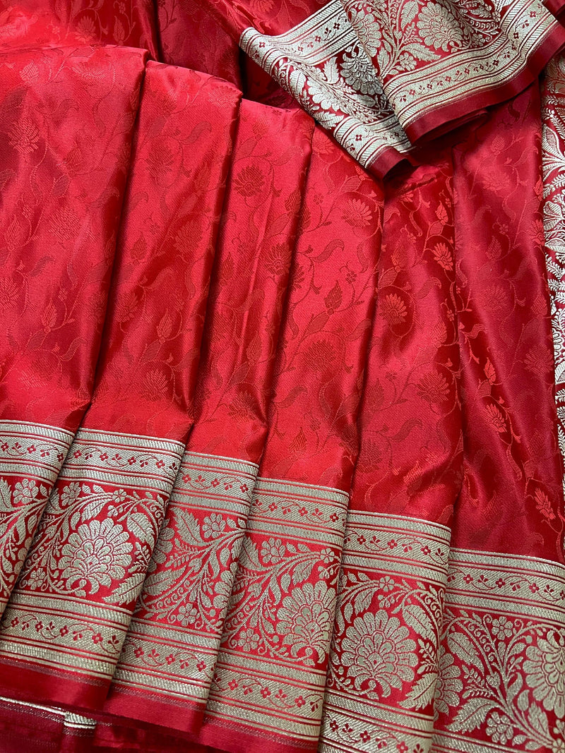 Statement Red Color Pure Banarasi Mashru Silk Saree with Tanchoi Weaving - Kaash