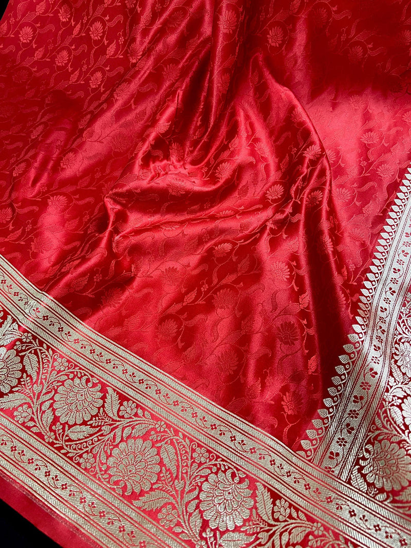 Statement Red Color Pure Banarasi Mashru Silk Saree with Tanchoi Weaving - Kaash