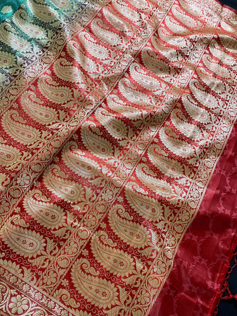 Green with Red combination Banarasi Tanchoi Silk Handloom Saree | Zari Weaving with Motifs | Kaash Collection - Kaash Collection