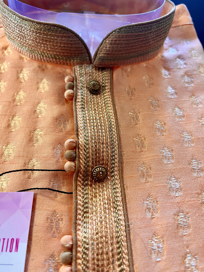 Light Peach Banarasi Silk Kurta Pajama Set for Men with small zari buttis Weaving - Kaash Collection