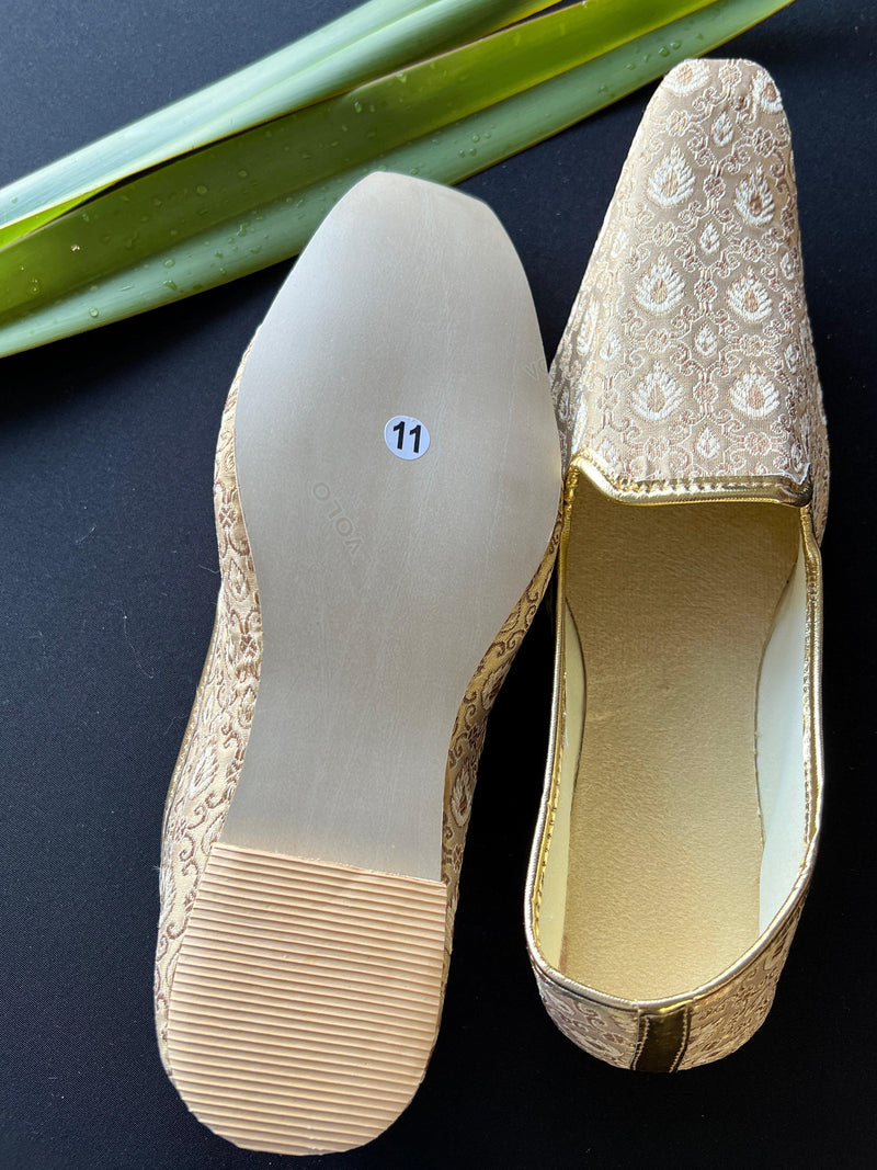 Gold Color Mens Wedding Handmade Shoes | Ethnic Jutti for Men | Traditional Handmade Mojari | Indian Wedding Shoes for Men | Shoe with Kurta - Kaash Collection