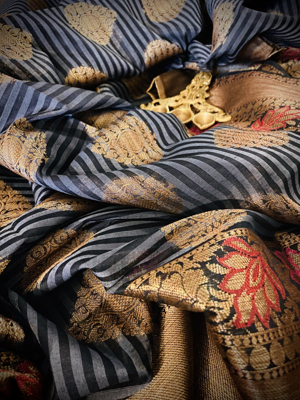 Black Striped Maheshwari Cotton handloom Saree - Kaash Collection