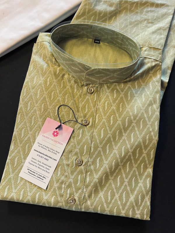 Light Mehandi Green Color Premium Pure Cotton Kurta Pajama Set for Men in Self design | Cotton Men Kurtas | Soft Kurtas | Kaash Kurtas - Kaash Collection