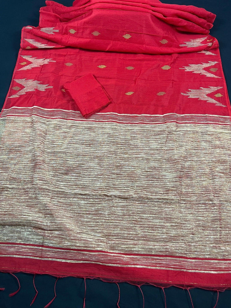 Beautiful Bengal Handloom Red Color Saree with Gicha and Zari Pallu - Kaash