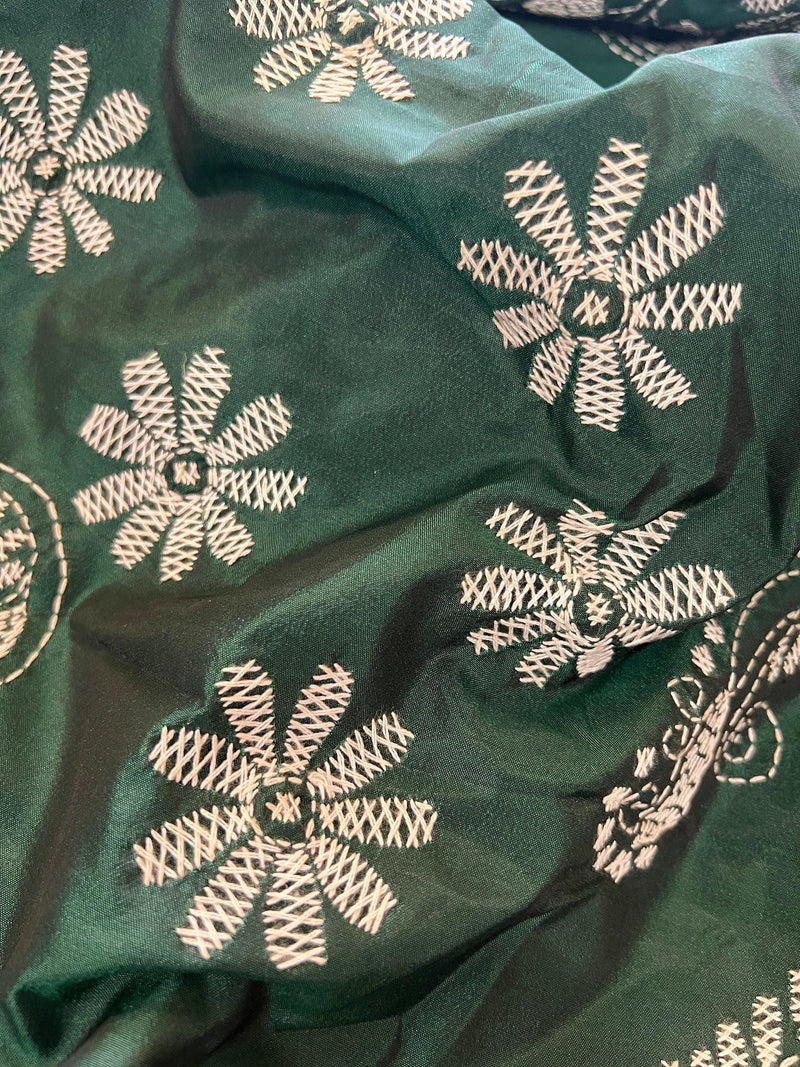 Bottle Green Bangalori Silk Saree with Hand Kantha Stitch | Handwoven Kantha Stitch Sarees | Kantha Saress | Silk Sarees | Bengal Sarees - Kaash
