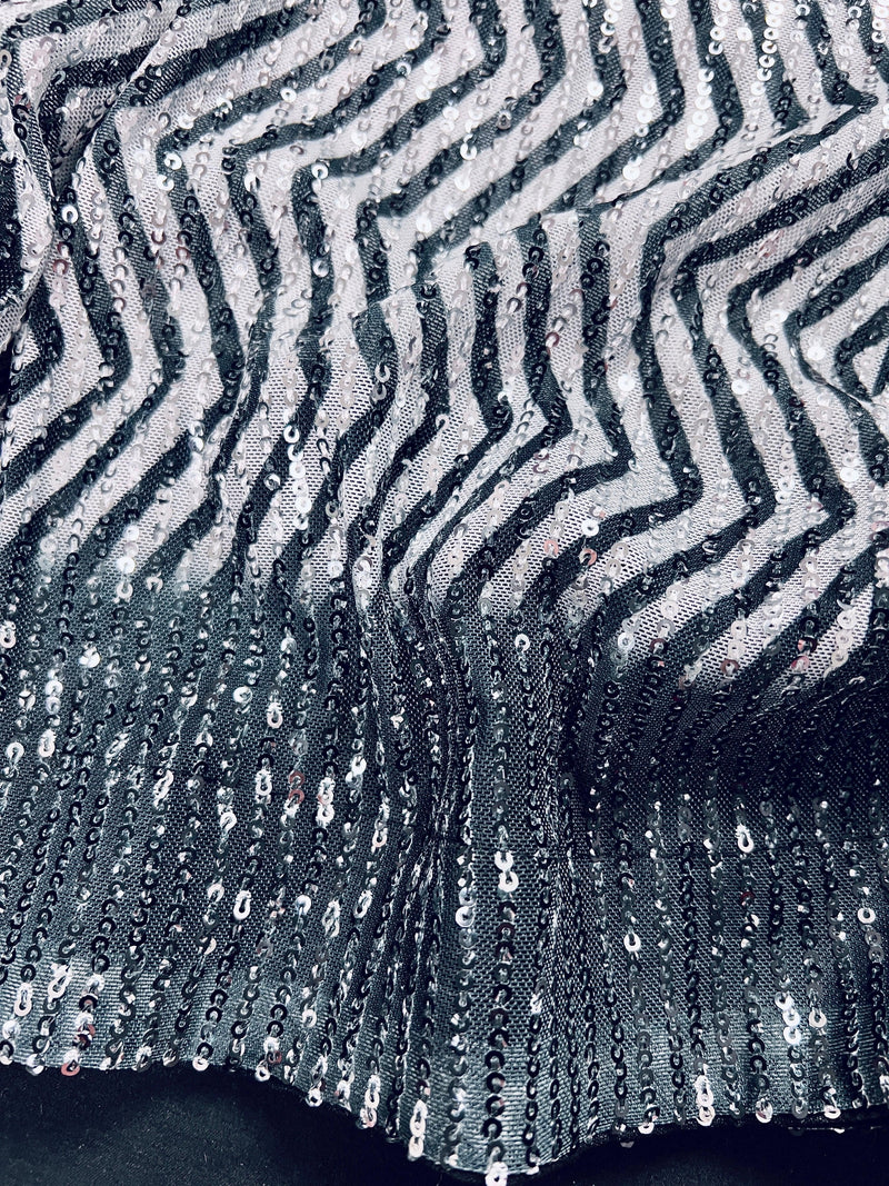 Digital Printed Sequin Saree in Pearl White with Black and Grey | Sequin Party Wear Saree in USA | Black Sequence Party Wear Saree - Kaash