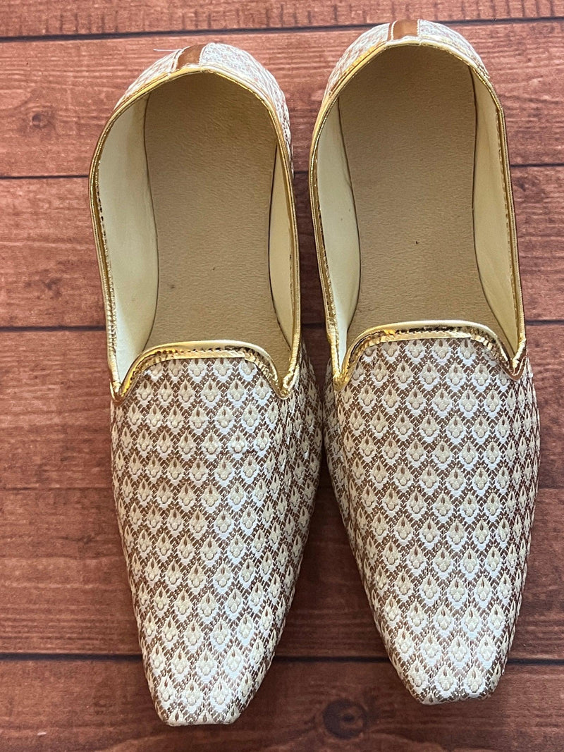 Gold Color Mens Shoes | Men Mojari | Shoes for Sherwani | Mens Shoes for Indian Wedding | Shoes for Indian Kurta | Juttis for Wedding - Kaash