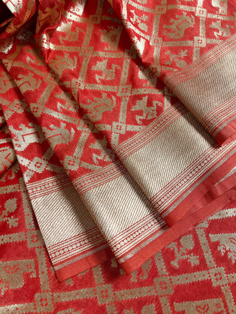 Gorgeous Peach Color Traditional Banarasi Silk handloom Saree with animal and birds Figures | Banarasi Silk Saree | Kaash Collection - Kaash