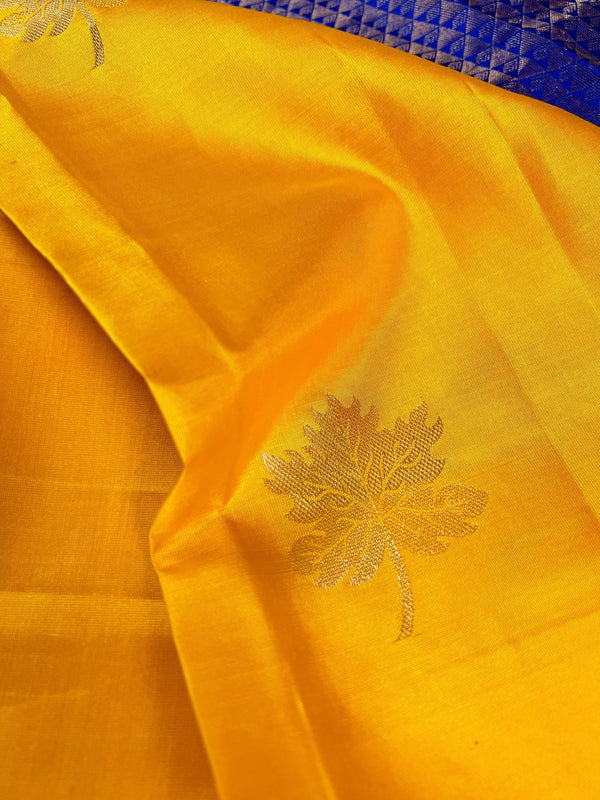 Mango Yellow Pure Kanjivaram Soft Silk Handloom Saree with blue Pallu and Blouse | Borderless Sarees | SILK MARK CERTIFIED Sarees - Kaash