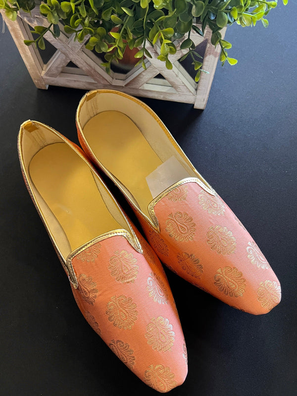 Peach Pink Color Mens Shoes | Men Mojari | Shoes for Sherwani | Mens Shoes for Indian Wedding | Shoe for Indian Kurta | Jutti for Wedding - Kaash