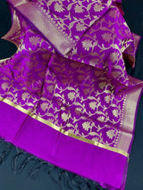 Purple Banarasi Floral Pattern dupatta in banarasi silk (non-pure) with floral with full jaal & tassels — Kaash Collection